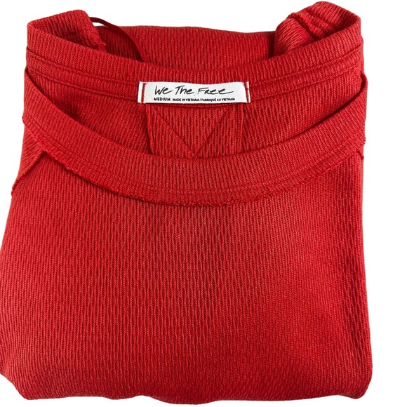 We The Free Thermal Jersey Top Size Medium Coral Rust Thumb Holes Slit Side Boho - Picture 3 of 15